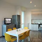 Astrid House Lägenhet