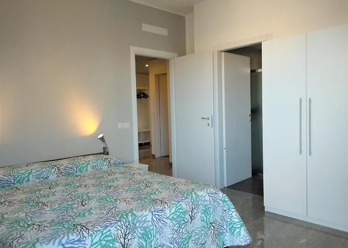 شقة Astrid House ستريزا