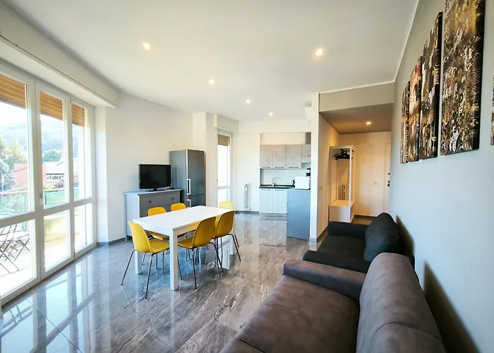 Astrid House * ستريزا