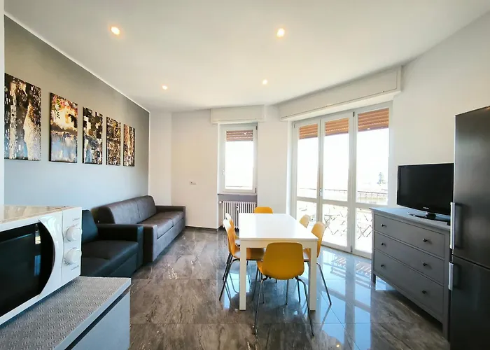 Astrid House شقة *