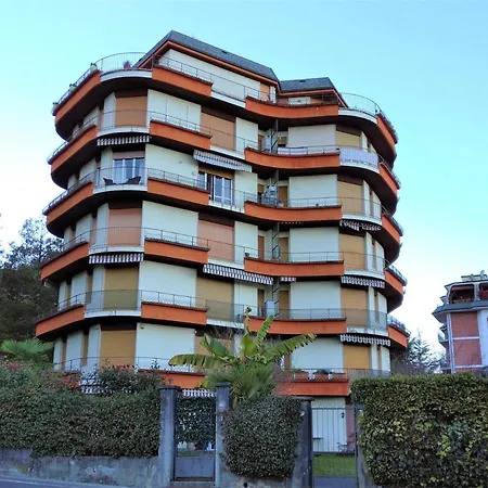 Astrid House Appartement